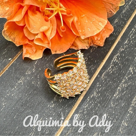 Gold/zirconia pave diamond style chunky lux ring band maximalist adjustable cuff - Picture 1 of 8